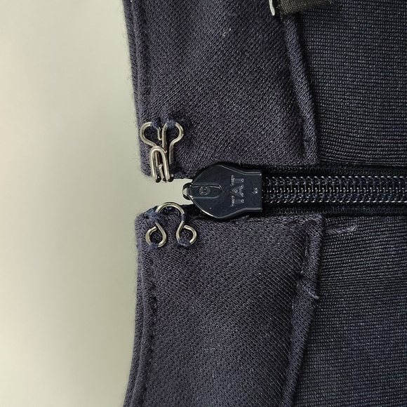 Ann Taylor Navy Zip Back Dress Midi Size 12 Button Detail Stretch - Picture 7 of 8